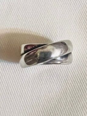 RETIRED James Avery Endless Love Silver Women's Ring-Sz 7